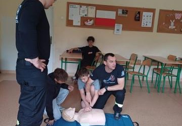 Strażacy i pierwsza pomoc